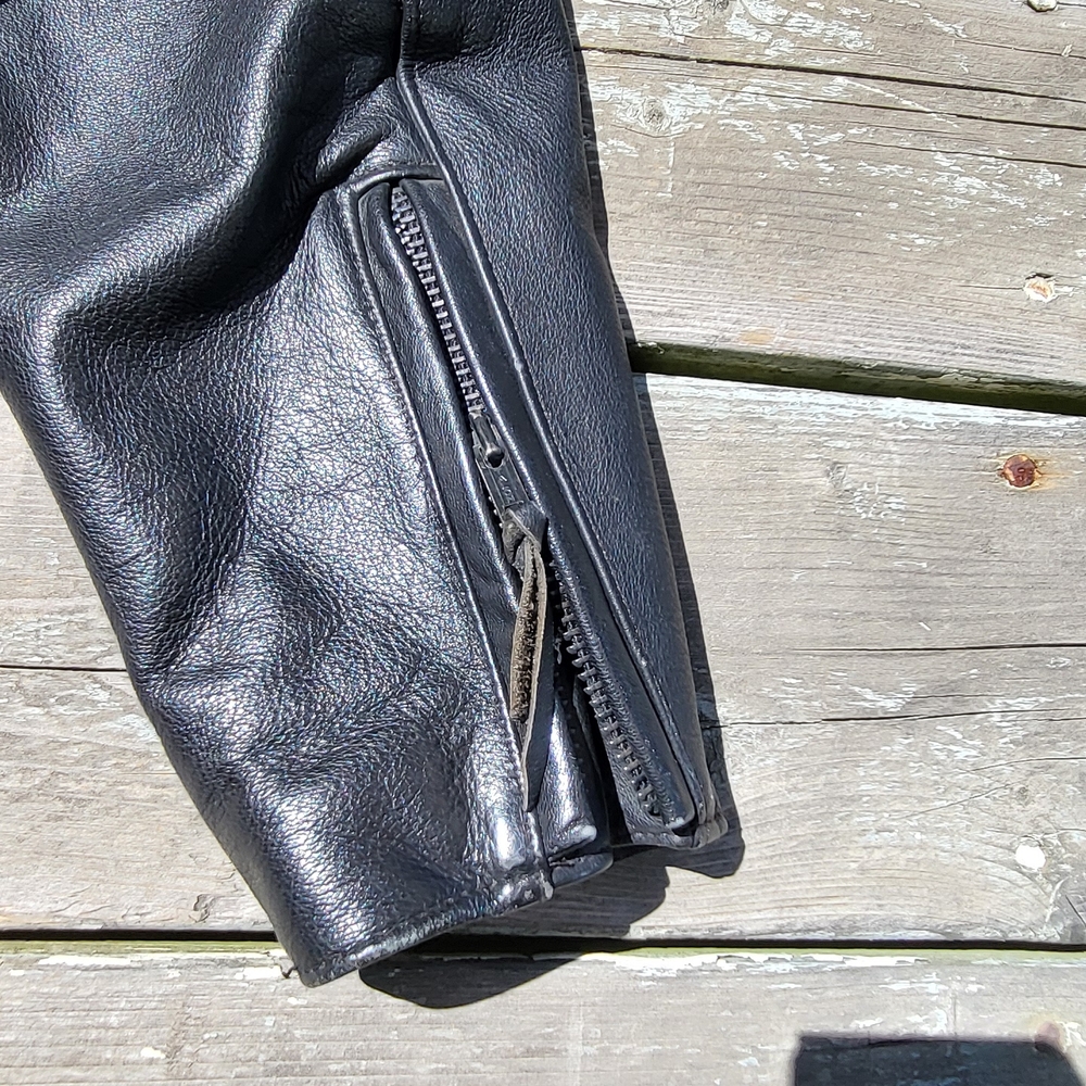 Women's Black Leather Jacket - Picture 15 of 16